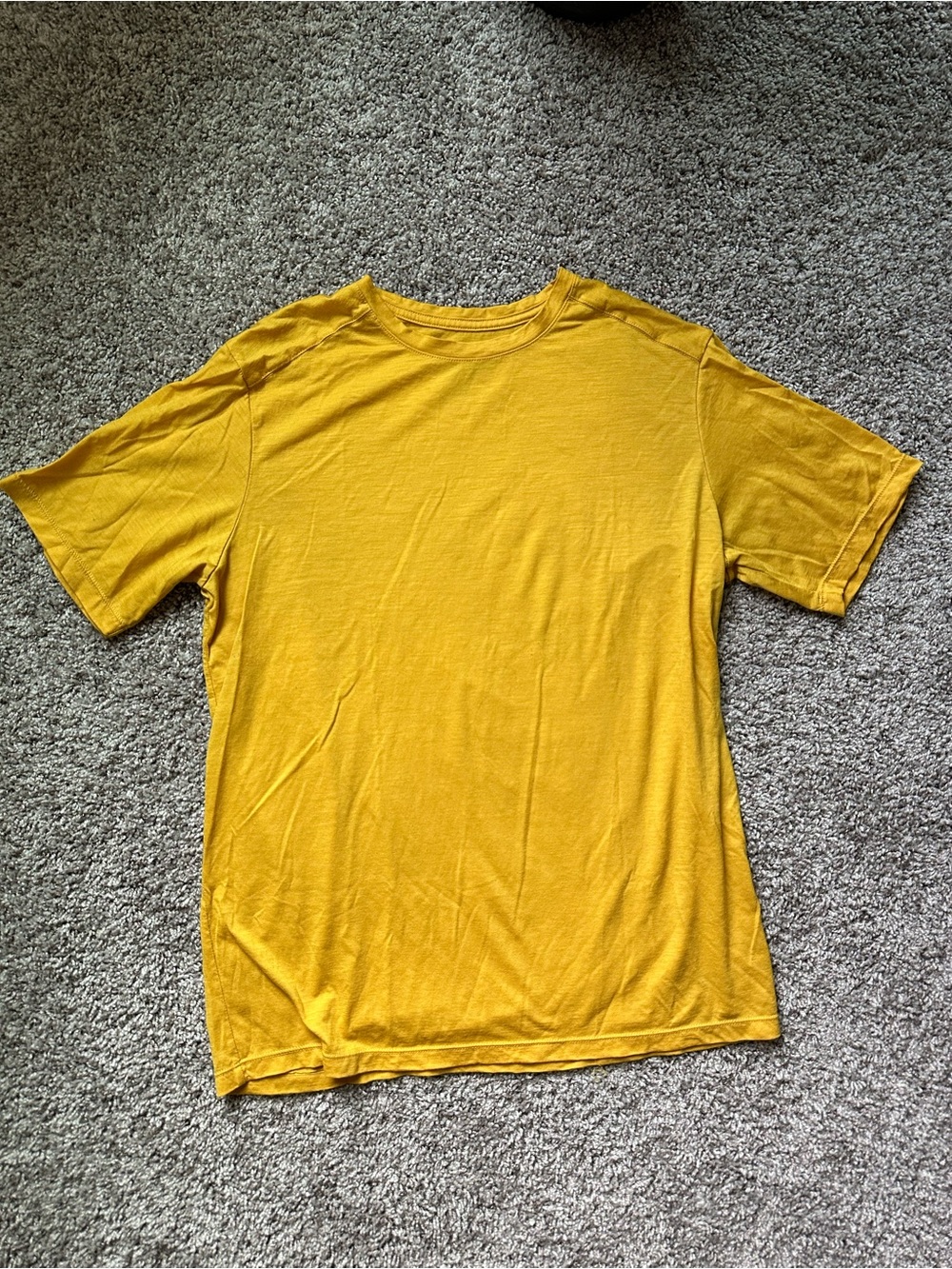 Ibex Merino Wool Hiking Tee | Men’s Medium | Mustard Yellow